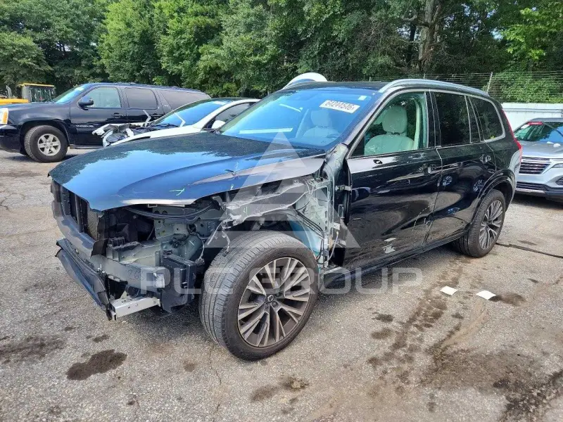 2021 Volvo XC90 фото