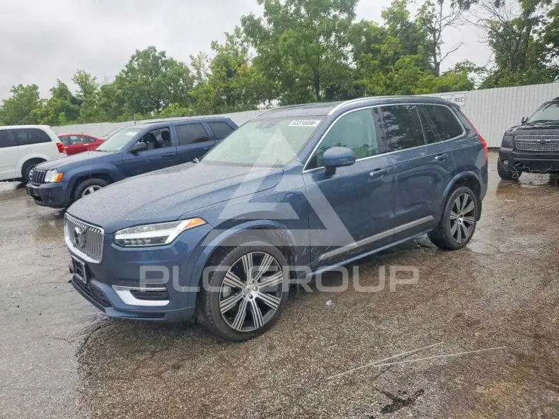 2021 Volvo XC90 фото