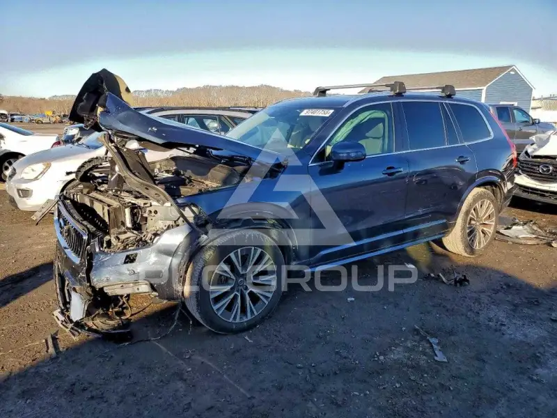 2021 Volvo XC90 фото