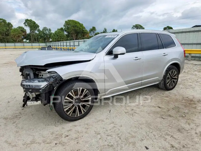 2021 Volvo XC90 фото