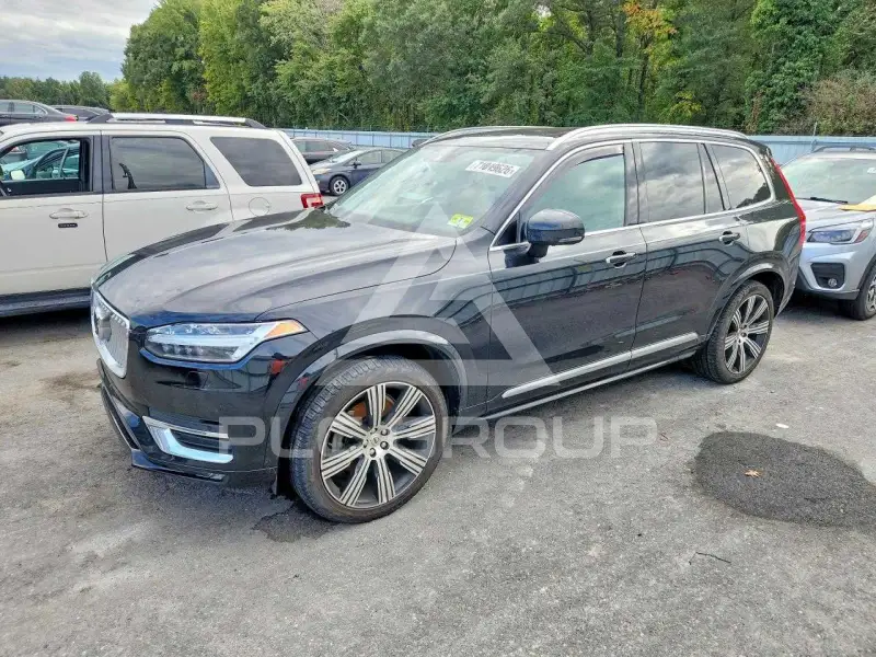 2021 Volvo XC90 фото