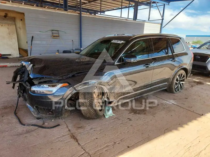 2021 Volvo XC90 фото