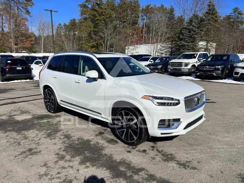 2021 Volvo XC90 фото