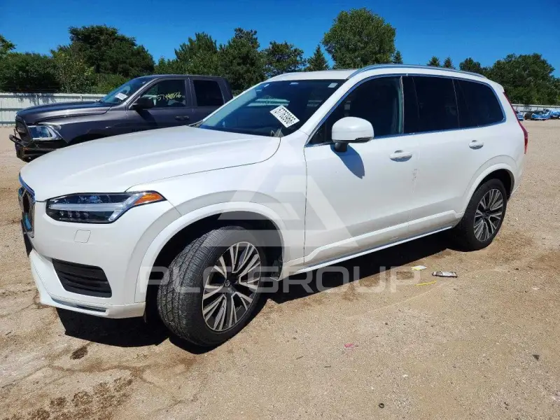 2021 Volvo XC90 фото