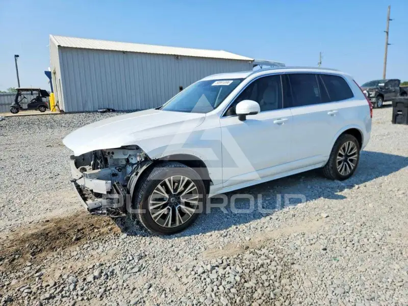 2021 Volvo XC90 photo