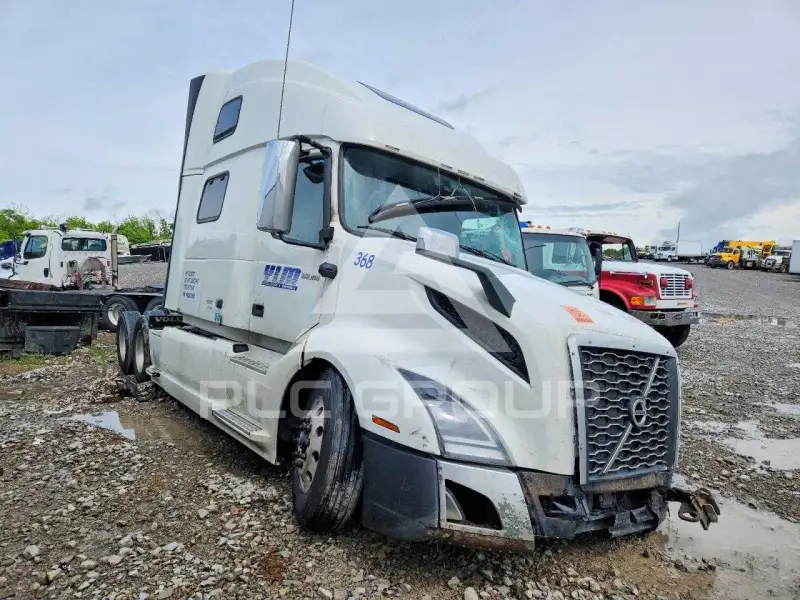 2021 Volvo VNL фото