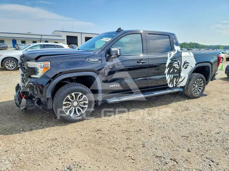 2021 GMC Sierra photo