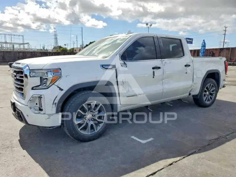 2021 GMC Sierra photo