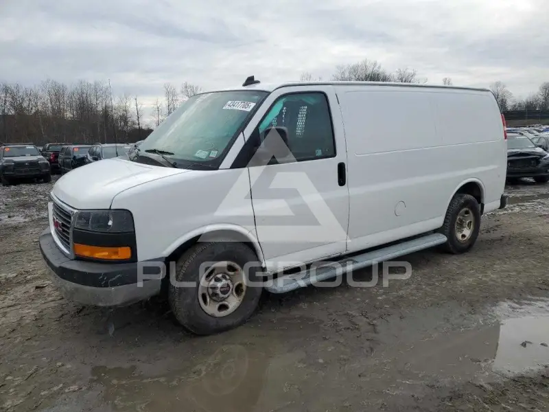 2021 GMC Savana photo