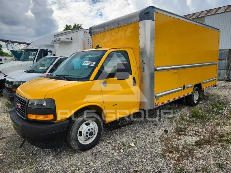 2021 GMC Savana фото