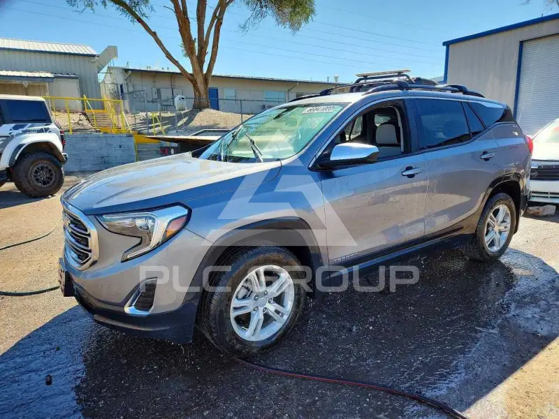 2021 GMC TERRAIN photo