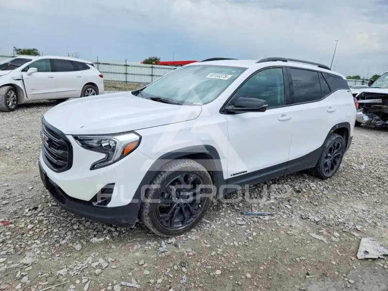 2021 GMC TERRAIN photo