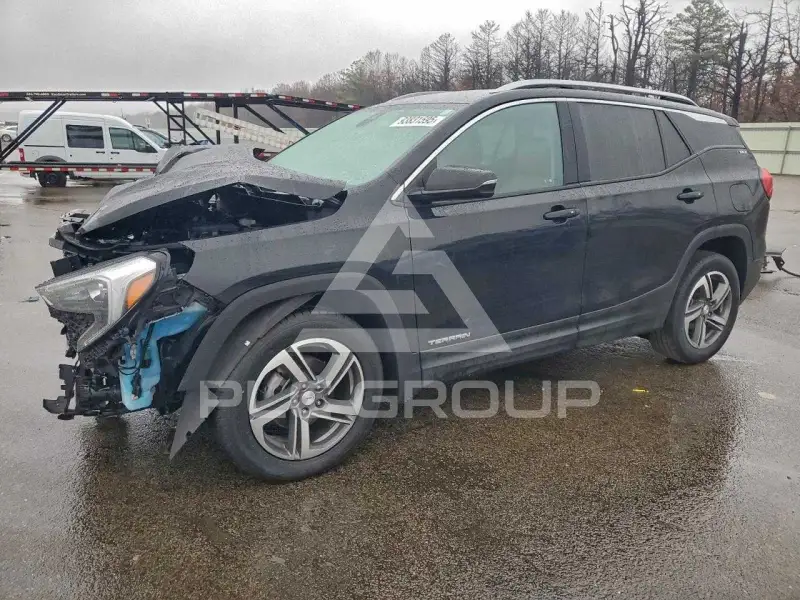 2021 GMC TERRAIN photo