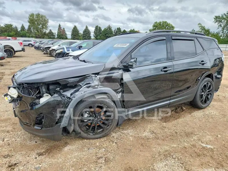 2021 GMC TERRAIN photo