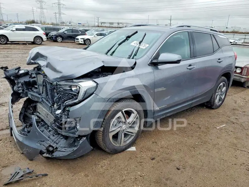2021 GMC TERRAIN photo