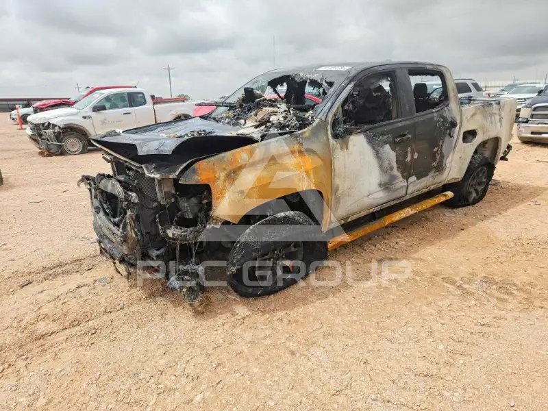 2021 GMC CANYON photo