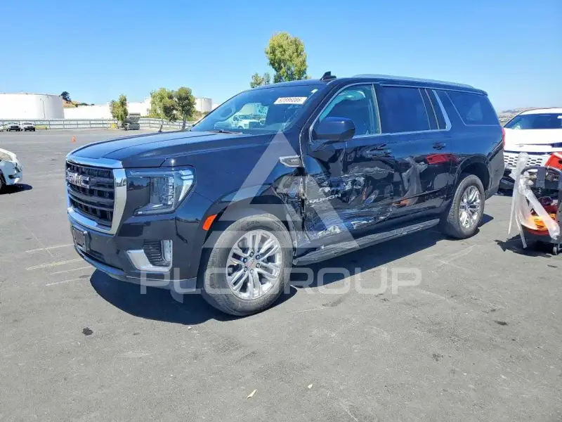 2021 GMC YUKON photo