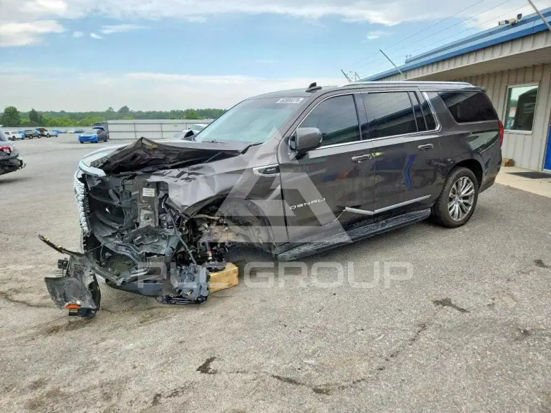 2021 GMC YUKON photo