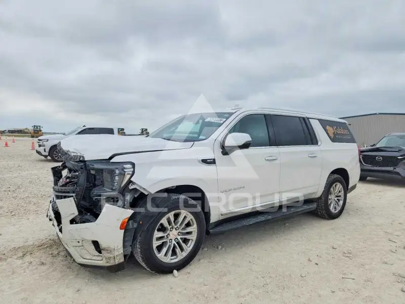 2021 GMC YUKON photo