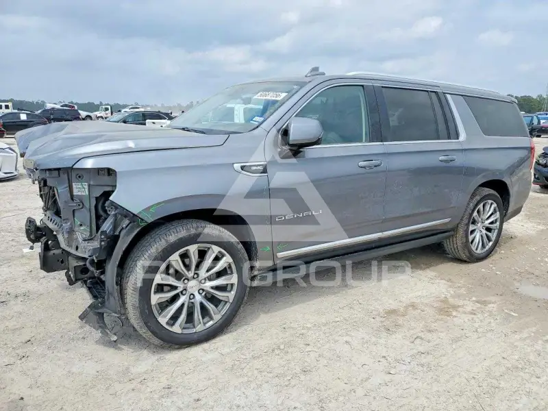 2021 GMC YUKON photo