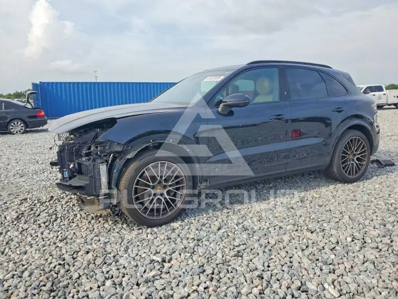 2021 Porsche Cayenne photo