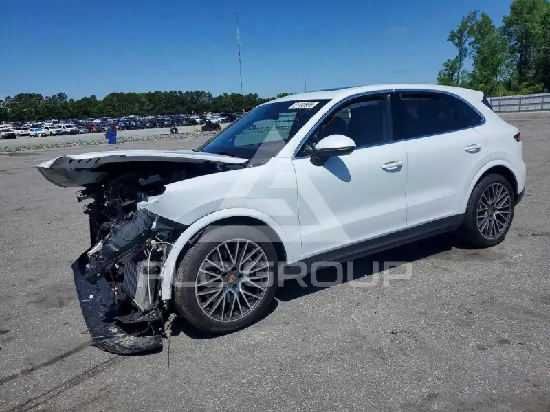 2021 Porsche Cayenne photo