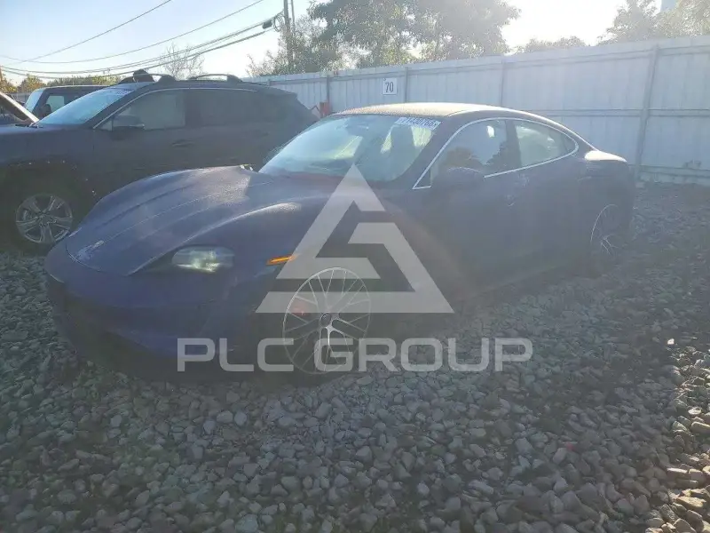 2021 Porsche Taycan photo