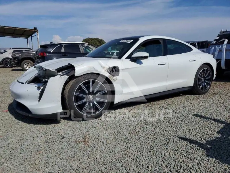 2021 Porsche Taycan фото