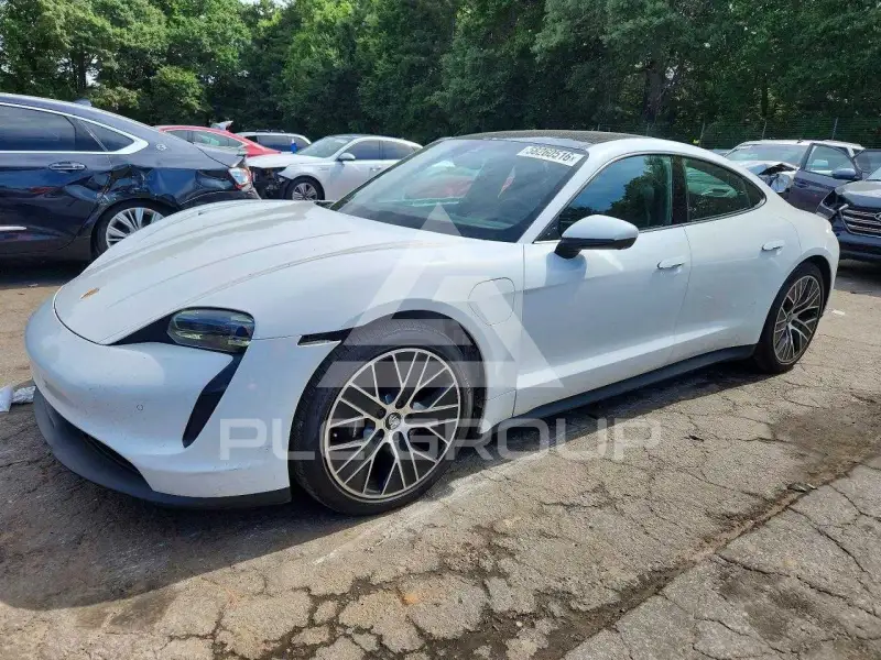 2021 Porsche Taycan фото