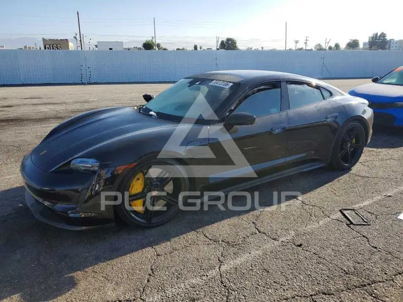 2021 Porsche Taycan photo