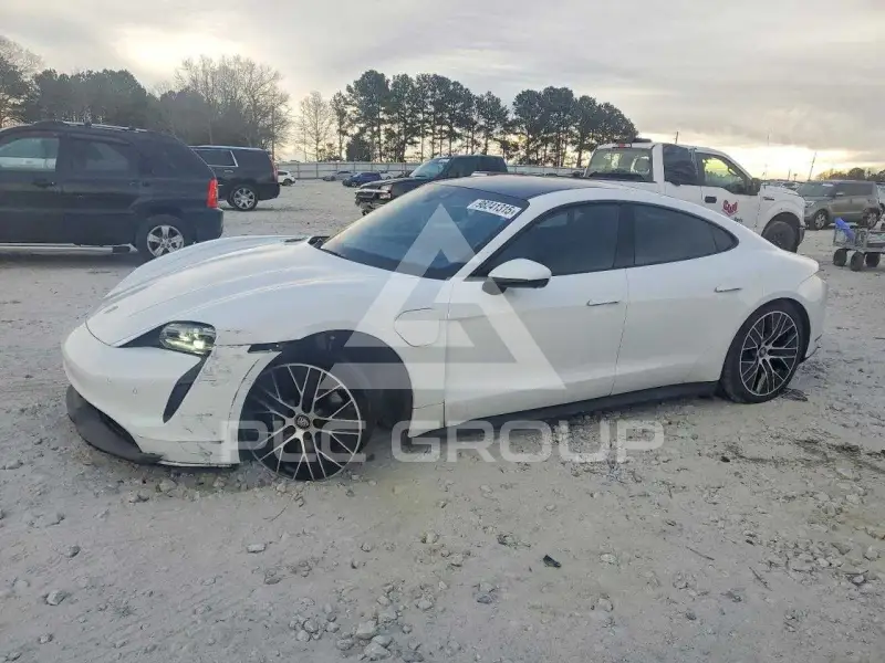 2021 Porsche Taycan фото