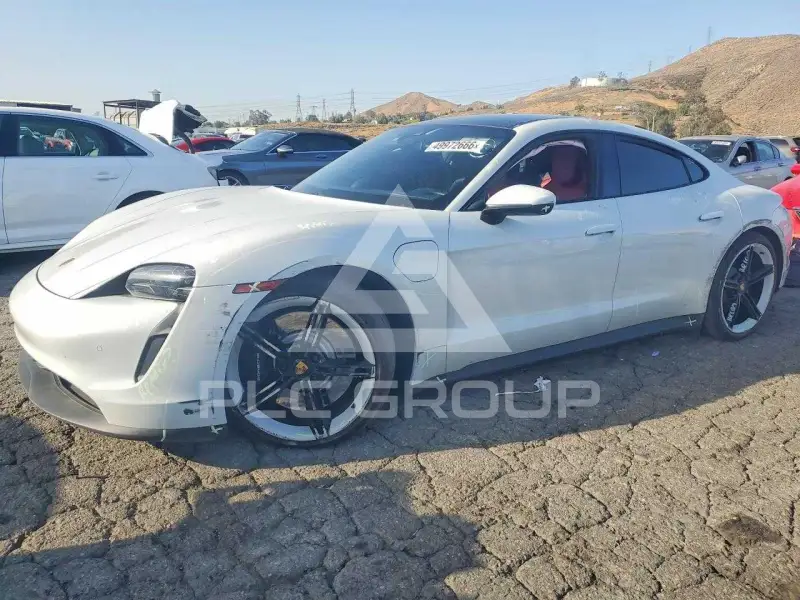 2021 Porsche Taycan photo