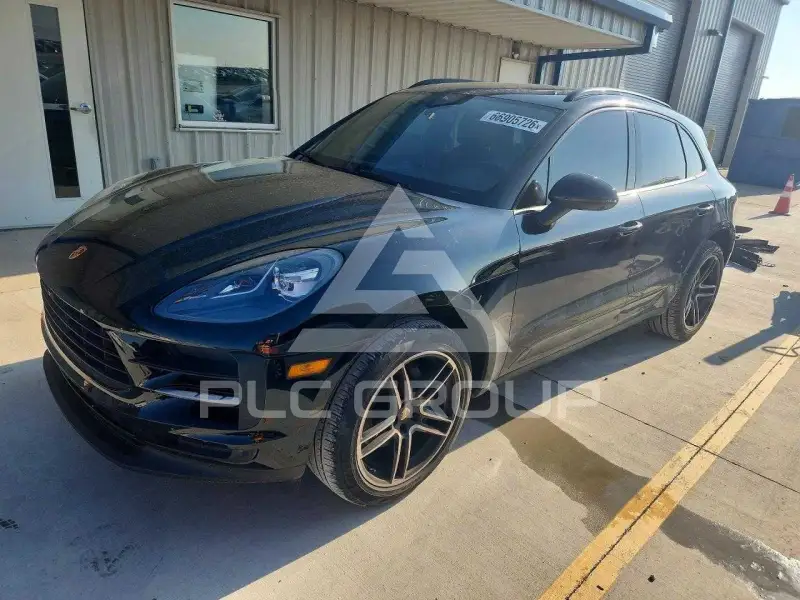 2021 Porsche MACAN photo
