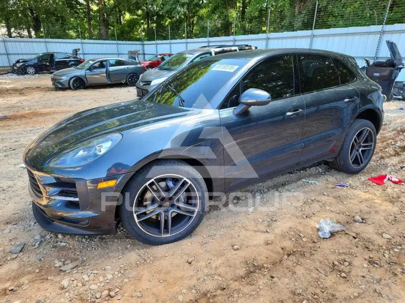 2021 Porsche MACAN photo
