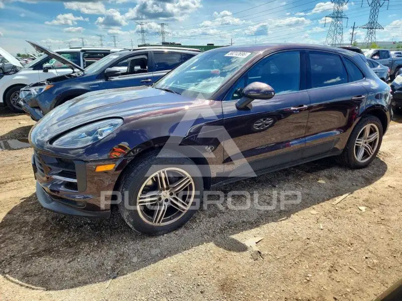2021 Porsche MACAN photo