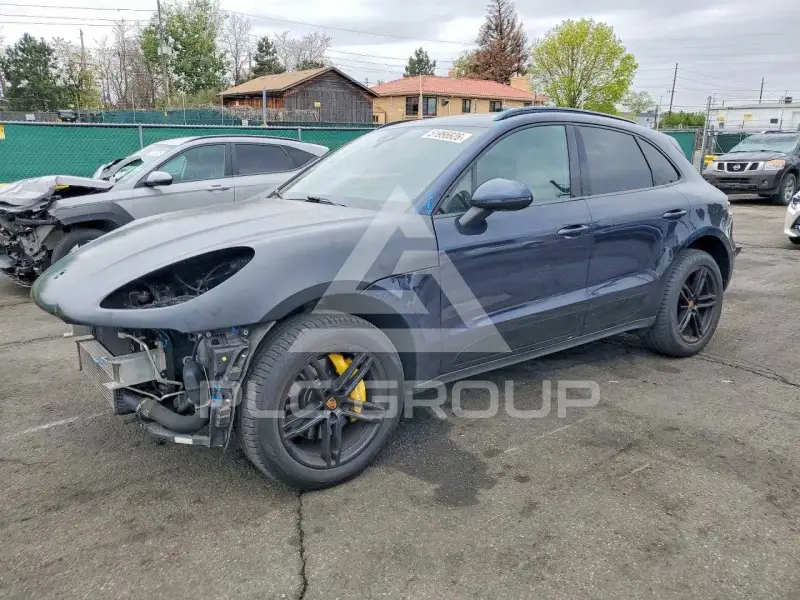2021 Porsche MACAN photo