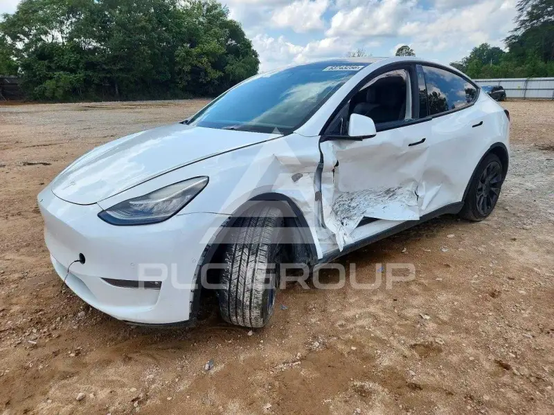 2021 Tesla Model Y фото