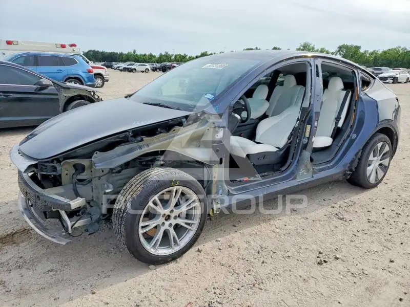 2021 Tesla Model Y фото