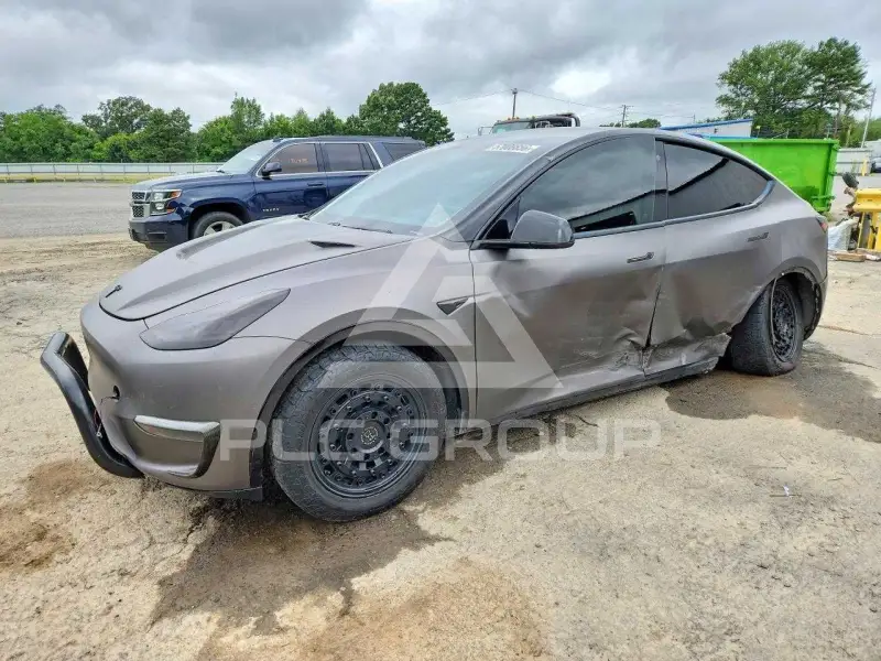 2021 Tesla Model Y фото