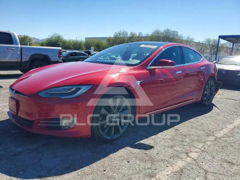 2021 Tesla Model S фото