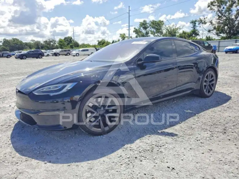 2021 Tesla Model S фото