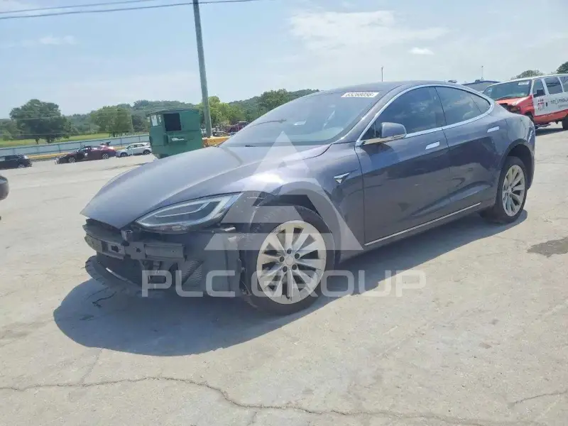 2021 Tesla Model S photo