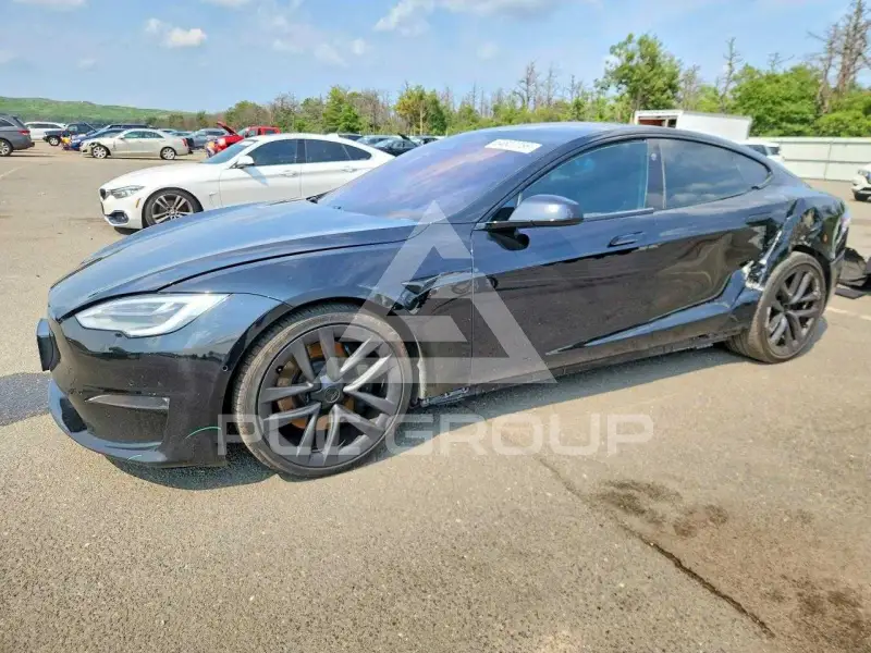 2021 Tesla Model S фото