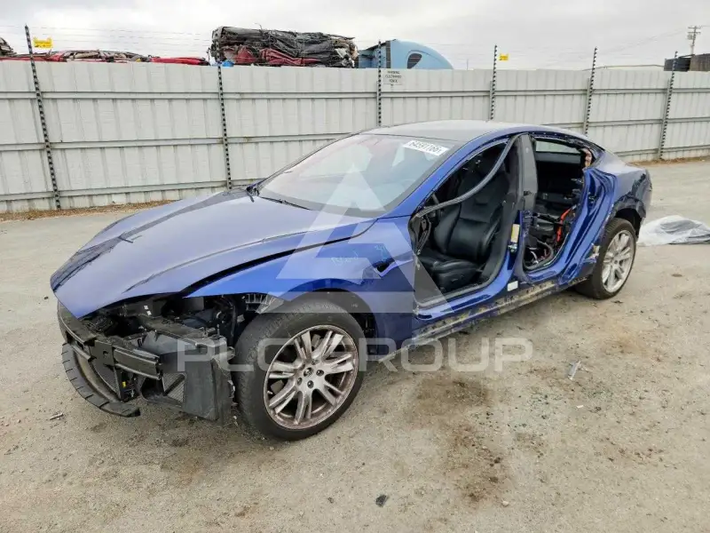 2021 Tesla Model S фото