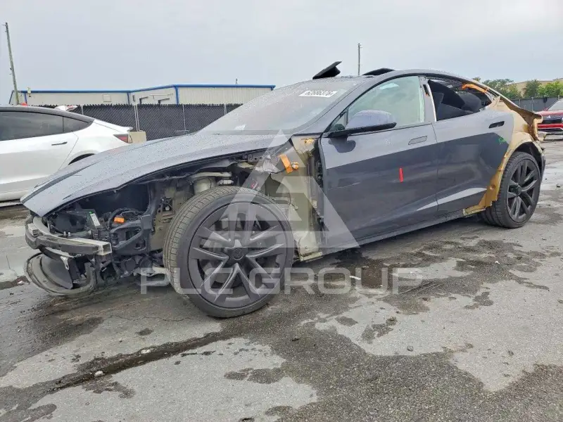 2021 Tesla Model S фото