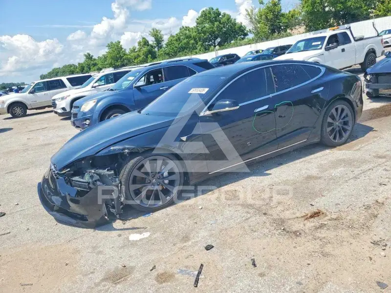 2021 Tesla Model S фото