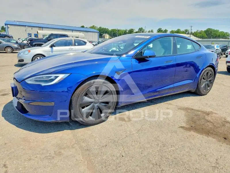 2021 Tesla Model S photo