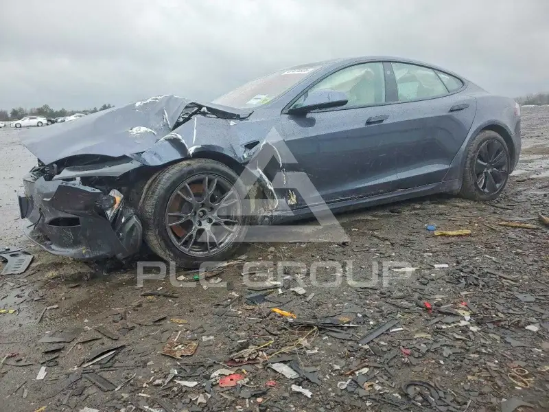 2021 Tesla Model S фото