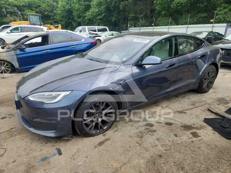 2021 Tesla Model S фото