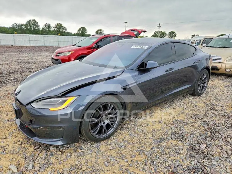 2021 Tesla Model S фото